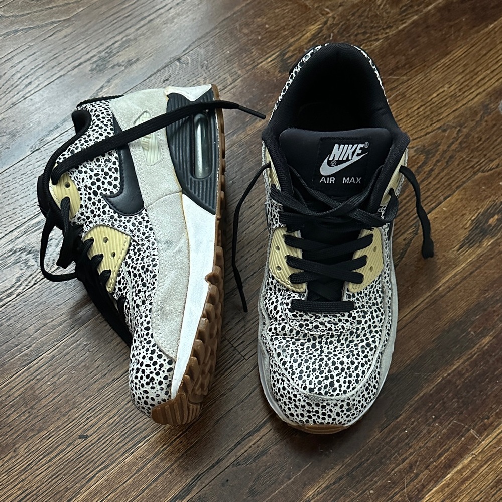 Nike Air Max 90 safari sneaker sz 9